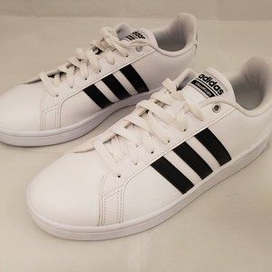 adidas Women's Comfort Fashion Flat Flexible Advantage Sneakers - Size 8M